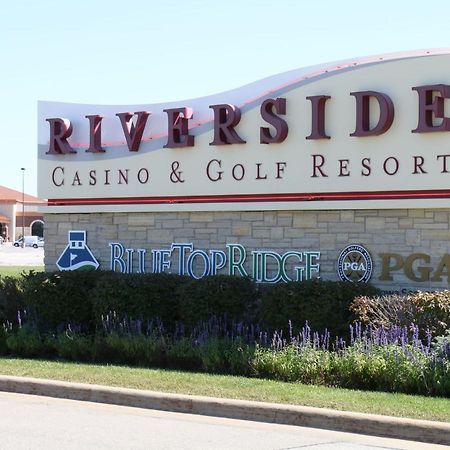 Riverside Casino & Golf Resort Exterior foto