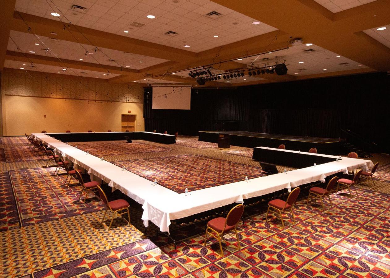 Riverside Casino & Golf Resort Exterior foto